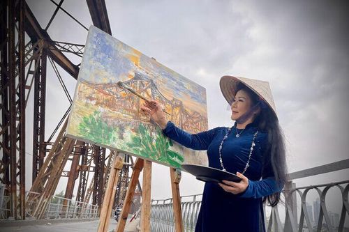 Họa sỹ Văn Dương Thành: 'Rất nhiều họa sỹ Việt Nam là doanh nhân thành đạt'