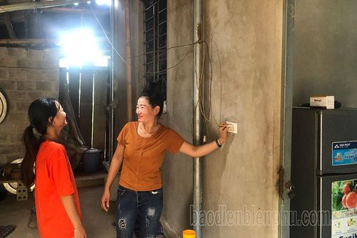 Nghị quyết 'thắp sáng' huyện nghèo (3)