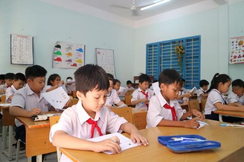 Triển khai Chương trình Giáo dục phổ thông 2018: Đề xuất chọn Tiếng Anh là môn ngoại ngữ 1