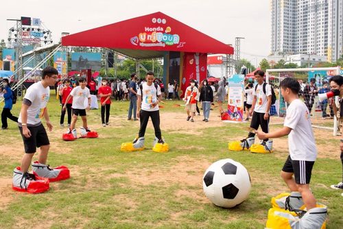 Chuỗi hoạt động chào đón tân sinh viên ICTU
