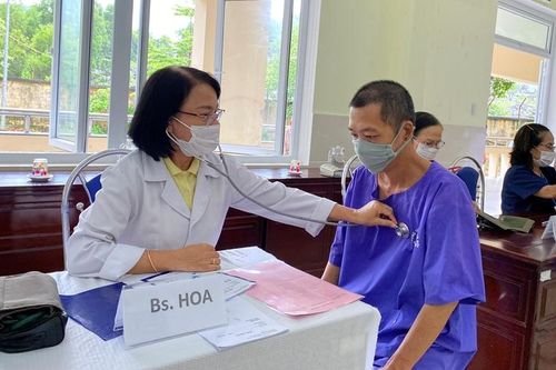 Thăm khám sức khỏe cho người khuyết tật thần kinh, tâm thần