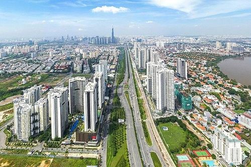 Thành phố Hồ Chí Minh đưa ra nhóm giải pháp phát triển kinh tế - xã hội