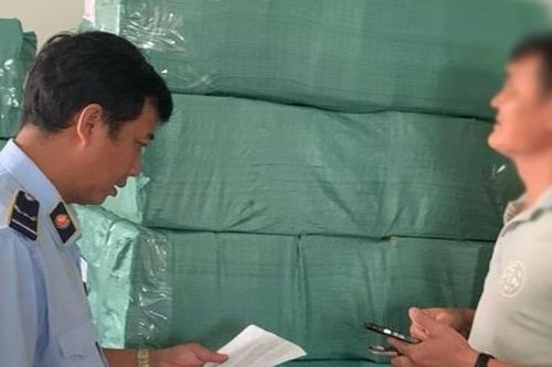 Bị phạt 97,5 triệu đồng do kinh doanh mỹ phẩm nhập lậu
