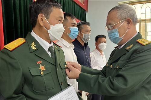 Quy định mới nhất về hồ sơ xét hưởng chế độ trợ cấp với Công an đã xuất ngũ