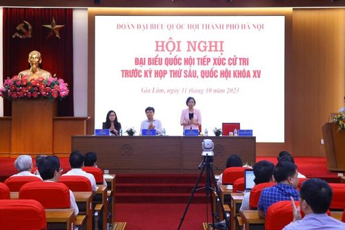 Cử tri kiến nghị phát triển thêm các tuyến đường kết nối giao thông liên vùng