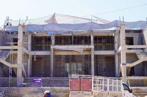 Quảng Bình: Sập phần sảnh tại Trung tâm văn hóa Tuyên Hóa là do hệ thống cột chống chịu tải kém