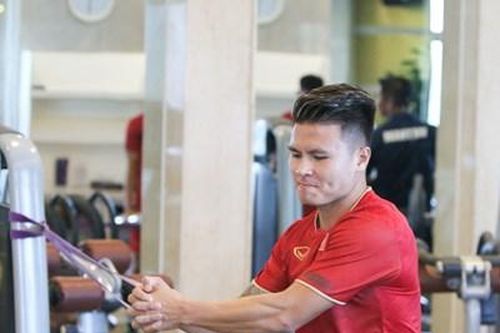 Đội tuyển Việt Nam rèn thể lực cho trận gặp Uzbekistan