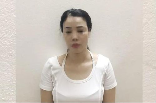 Chân dung 'tú bà' một công đôi việc: vừa 'điều đào' vừa bán dâm