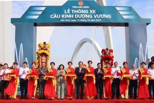 Thông xe cầu Kinh Dương Vương ở Bắc Ninh