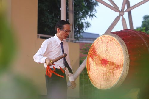 Giáo dục không thể 'nhập khẩu'