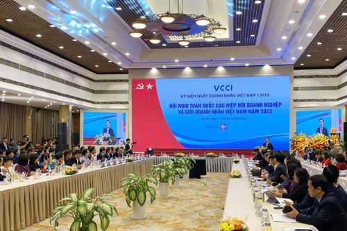 Nhiều doanh nhân thành đạt nghìn tỷ xuất thân là người lao động làm thuê
