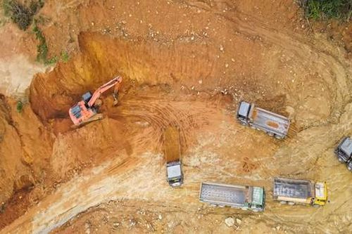 Vụ mỏ đá ở Kỳ Anh hết hạn vẫn rầm rộ bán đất, chính quyền địa phương nói gì?