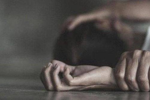 Một hiệu trưởng ở Lâm Đồng bị điều tra vì hẹn thiếu nữ 15 tuổi vào nhà nghỉ