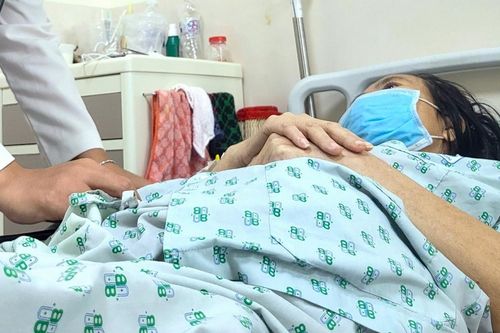 Bệnh nhân ung thư giai đoạn cuối thức trắng đêm, chỉ mong được giảm đau