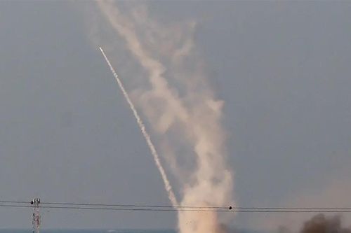 Israel đáp trả pháo kích từ Syria, nỗi lo xung đột lan rộng gia tăng