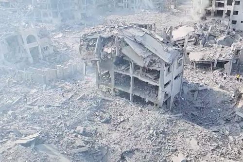 Israel siết chặt vòng vây, Gaza rơi vào khủng hoảng nhân đạo