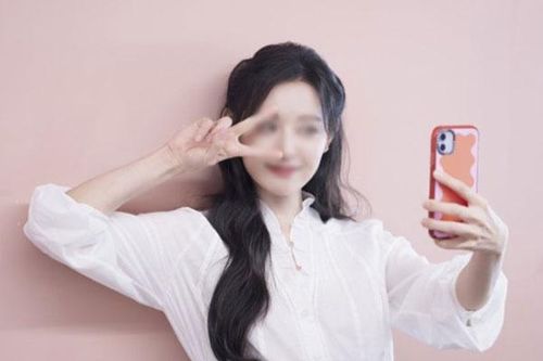 Mỹ nhân gây sốt MXH vì nhan sắc hơn 10 năm không đổi, là người từng lấn át cả Song Hye Kyo
