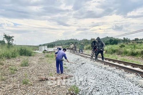 Đã hoàn thành 73% khối lượng phần đường dự án cải tạo đường sắt Nha Trang-Sài Gòn