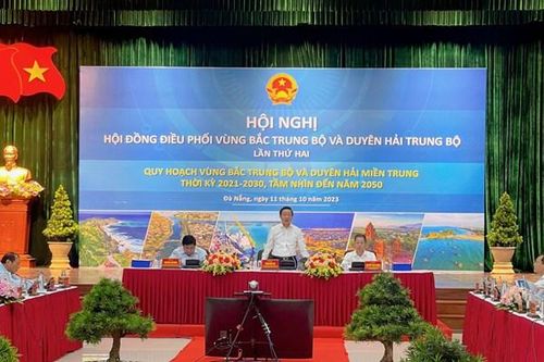 Phát triển vùng Bắc Trung Bộ và Duyên hải miền Trung: Đề xuất các giải pháp 'mở đường'