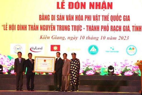 Đình thần Nguyễn Trung Trực đón Bằng chứng nhận Di sản văn hóa phi vật thể quốc gia