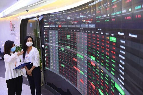 Những yếu tố nào tác động đến thị trường chứng khoán cuối năm 2023?
