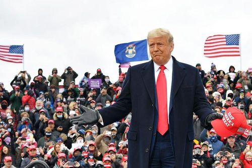 Cựu Tổng thống Trump đã có tác động thế nào tới ngành ô tô Mỹ?
