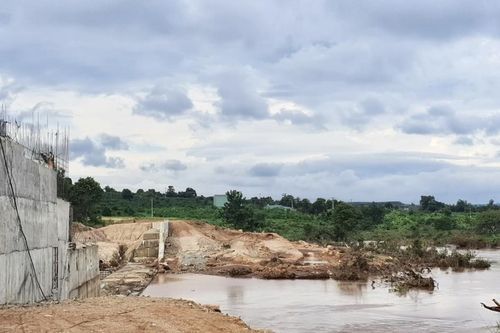Khẩn trương khắc phục hậu quả do mưa lũ tại Chư Prông
