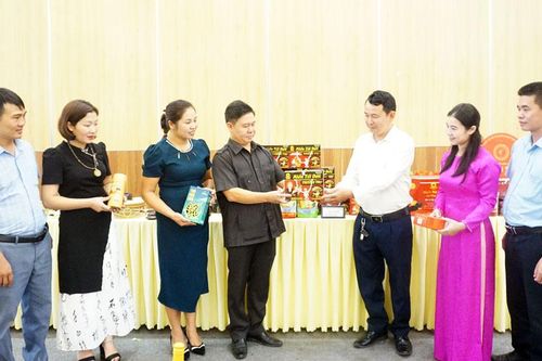 Đẩy mạnh chuyển đổi số trong xây dựng nông thôn mới