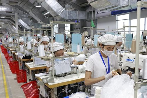 Khánh thành công trình 'Làm mát nhà xưởng'