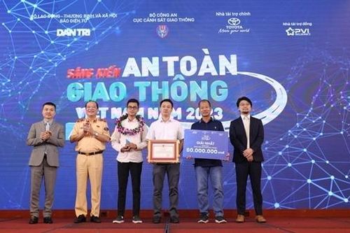 Trao giải cuộc thi Sáng kiến An toàn giao thông Việt Nam năm 2023