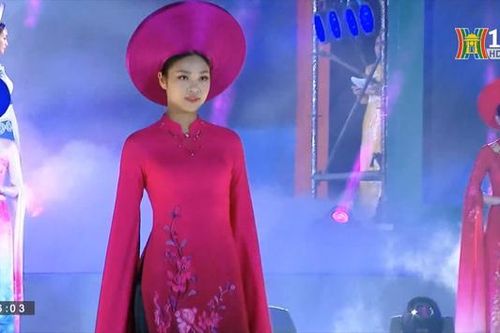 Lễ hội Áo dài du lịch Hà Nội lùi xuống cuối tháng 10