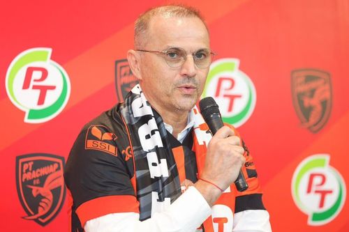Mất việc ở Hà Nội FC, HLV Bandovic trở lại Thái Lan