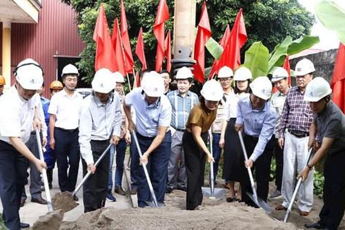 Xây dựng công trình mốc độ cao thế kỷ tại huyện Sóc Sơn
