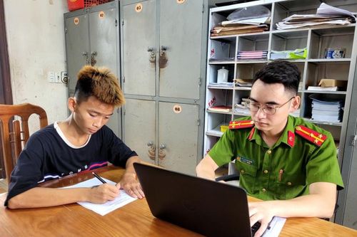 5 thanh niên gây náo loạn ở Tuyên Quang