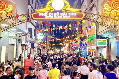 Quảng Ninh thí điểm mô hình phát triển kinh tế ban đêm ở 5 địa phương