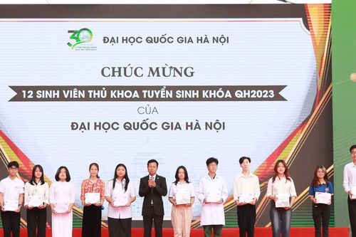 ĐH Quốc gia Hà Nội đón gần 6.000 tân sinh viên học tập tại Hòa Lạc