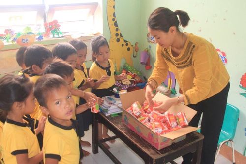 Từ tháng 1-2024, Quảng Nam hỗ trợ sữa cho trẻ em các vùng khó khăn