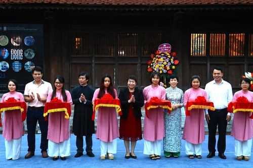 Khai mạc triển lãm đồ họa mở 'Đồng vọng'