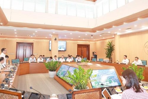 Hà Nội họp Tổ công tác đặc biệt tháo gỡ khó khăn, vướng mắc, hỗ trợ doanh nghiệp