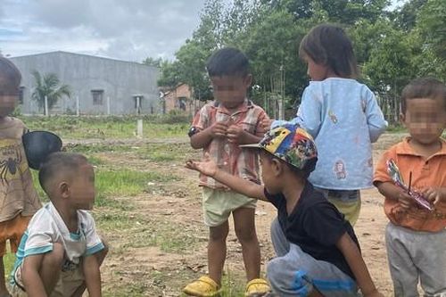 Những dấu lặng miền sơn cước - kỳ 2: Một huyện có 200 trẻ không cha
