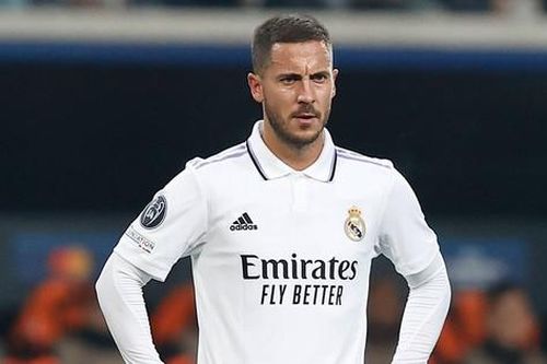 2 ngày sau khi giải nghệ, Hazard được CLB Ngoại hạng Anh mời chào