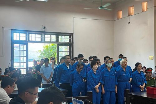 Đề nghị mức án đối với 33 bị cáo trong vụ khai thác than lậu