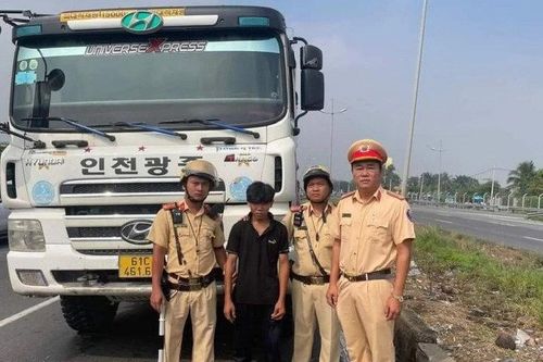 Bắt giữ thanh niên trộm xe ben