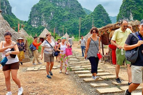 HSBC: Nền kinh tế Việt Nam kỳ vọng sự phục hồi mạnh mẽ trong quý 4