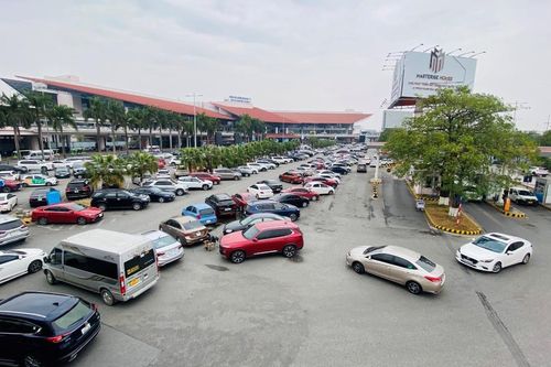 Sân bay Nội Bài phản hồi vụ việc tài xế đột tử vẫn phải nộp phí sân đỗ