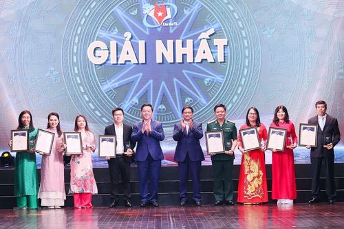 Danh sách tác phẩm đoạt Giải thưởng toàn quốc về thông tin Đối ngoại