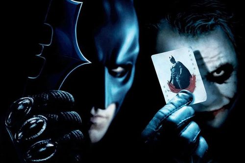 Tại sao Batman: The Dark Knight lại là tượng đài của dòng phim siêu anh hùng?