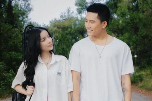 LyLy lên tiếng về tin đồn kết hôn với Anh Tú?