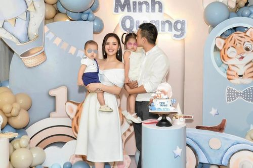 Phanh Lee hiếm hoi cho ông xã lên sóng nhưng vẫn quyết giữ điều này
