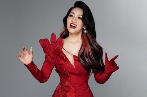 NSƯT Minh Thu bỏ tiền tỉ để làm liveshow